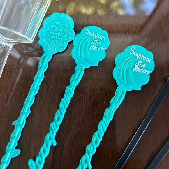 Vintage Cocktail Swizzle Sticks Lot – Antique Bourbon, Seagram’s 7, Barware - Picture 4 of 8